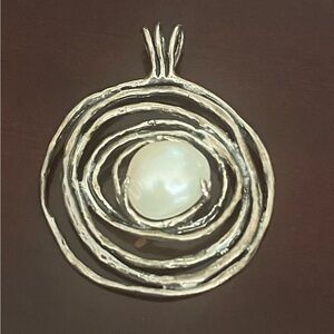 925 Israel Sterling Silver Pearl Spiral Birds Nest Egg Pendant